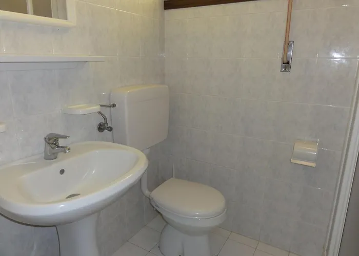 アパート With Side Sea View *