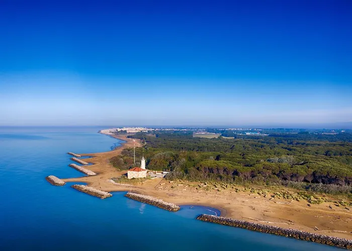 With Side Sea View *